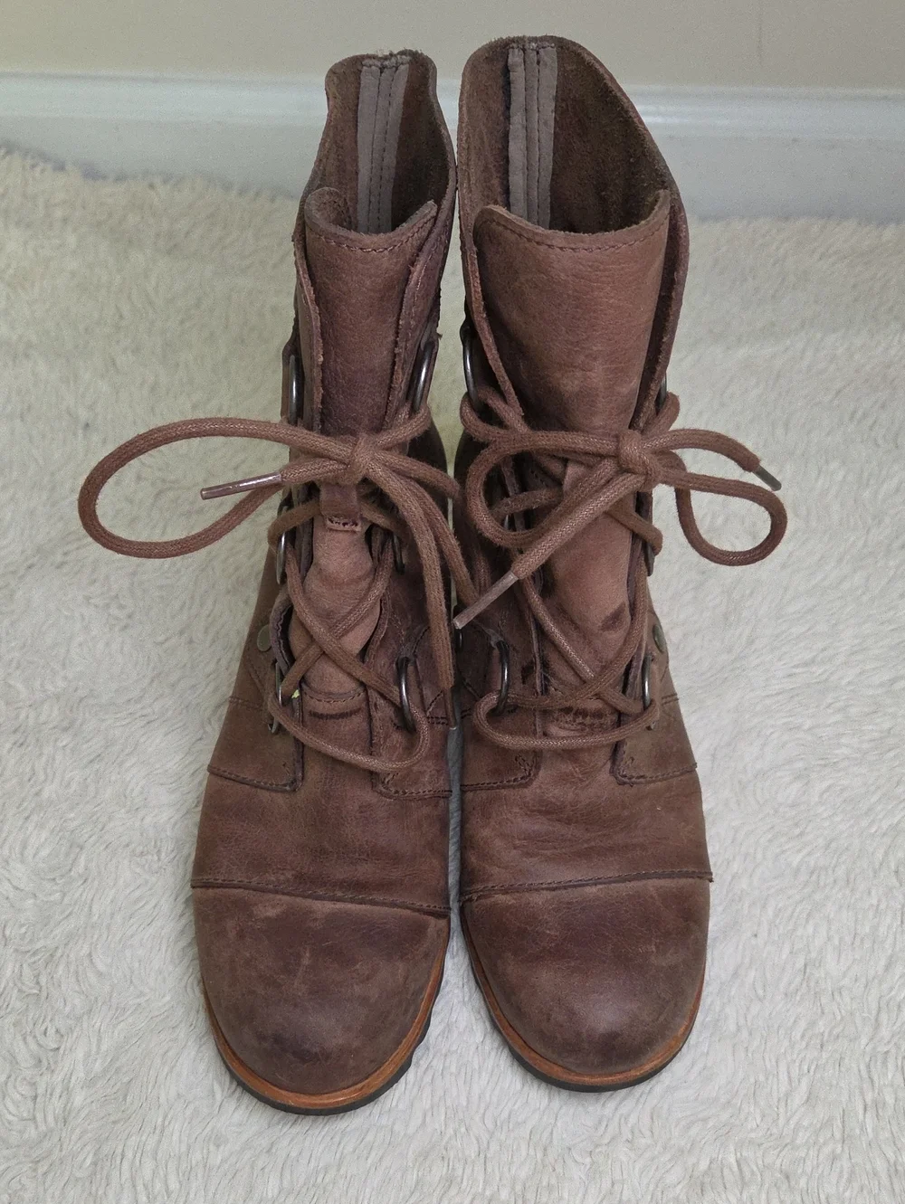 Women's Sorel Joan Of Artic Brown Wedge Boots Sz 7.5